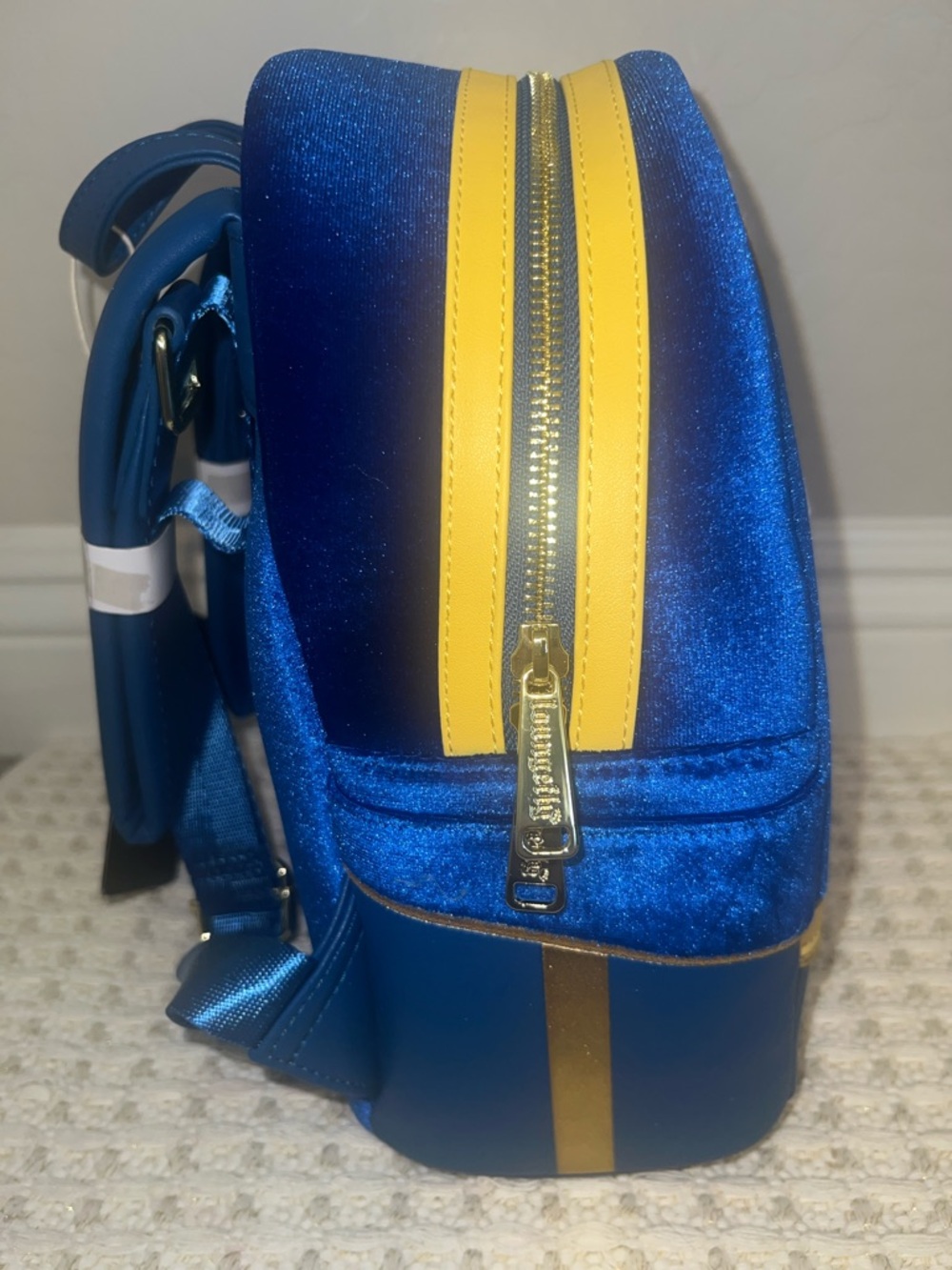 NWT Loungefly Disney Beauty And The Beast Velour Cosplay Mini Backpack RARE - Picture 7 of 8